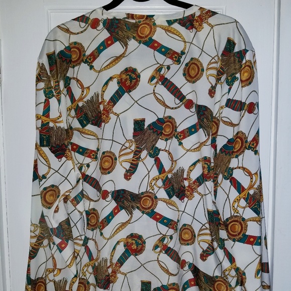 Button down blouse - Picture 3 of 3